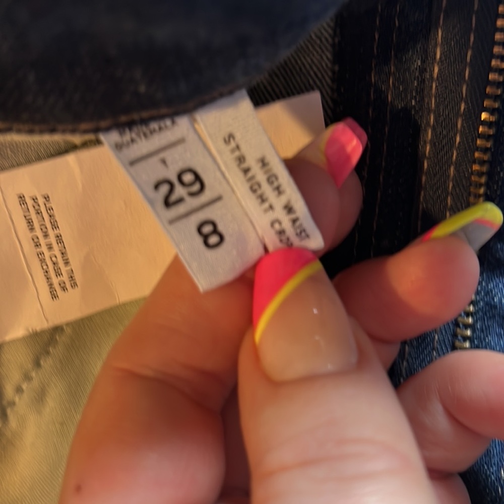 Jeans - Picture 9 of 9